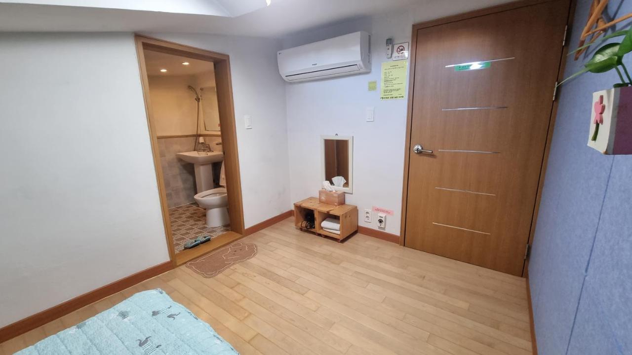 Tongyeong One Guesthouse Exterior photo
